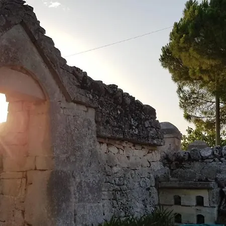 Holiday home Trulli Conti Grande Spazio Alberato Incontaminato- Prenotazione Esclusiva Cisternino