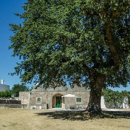 Holiday home Trulli Conti Grande Spazio Alberato Incontaminato- Prenotazione Esclusiva